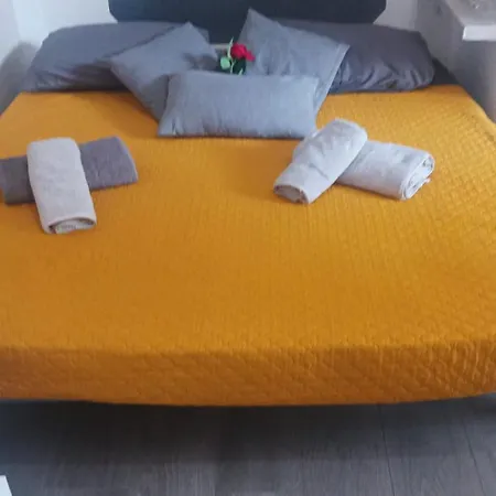 Apartment Cadilina *